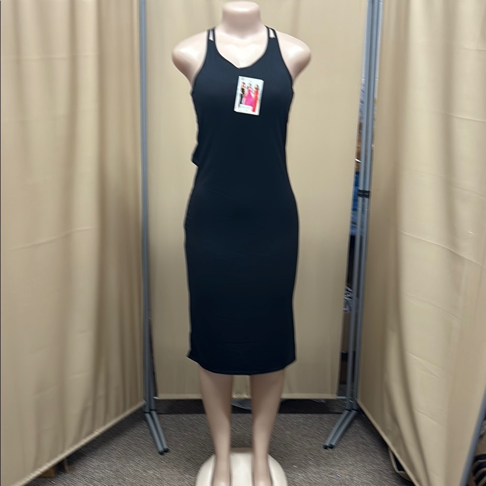 Elegant Black Sleeveless Dress